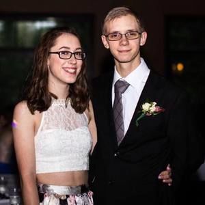 Meet your Posher, Carly